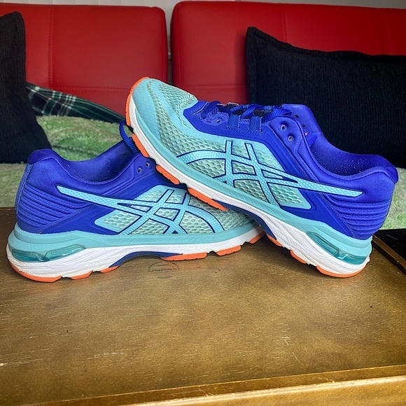 ASICS GT-2000 6 Women's Running Shoe - Picture 4 of 8